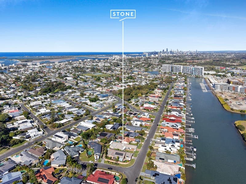 49 Anchorage Way, Runaway Bay — photo 1 of 5