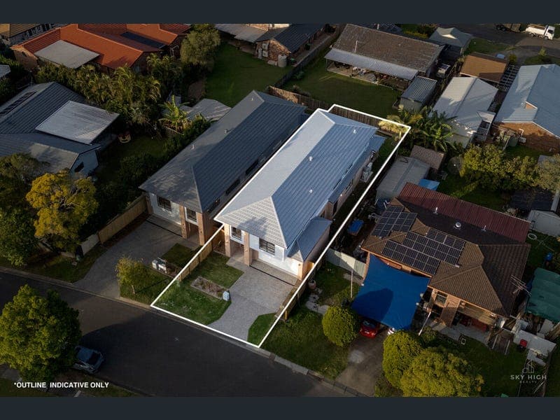 12A Murrumba Street, Runcorn — photo 1 of 5