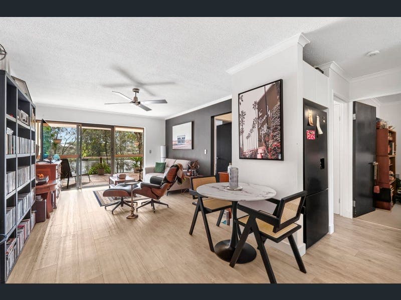 26/20-24 Barbet Place, Burleigh Waters — photo 1 of 5