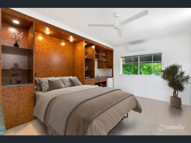 10/6 Chester Court, Manunda — photo 1 of 5