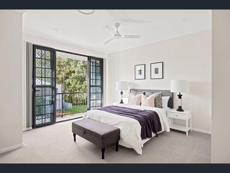 7 Majestic Street, Bridgeman Downs — photo 1 of 5
