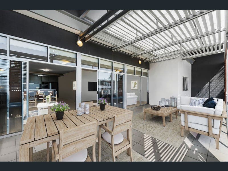31/43 Love Street, Bulimba — photo 1 of 5