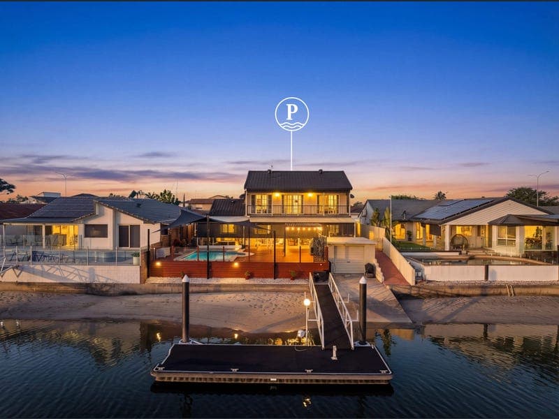 44 Oxley Drive, Paradise Point — photo 1 of 5
