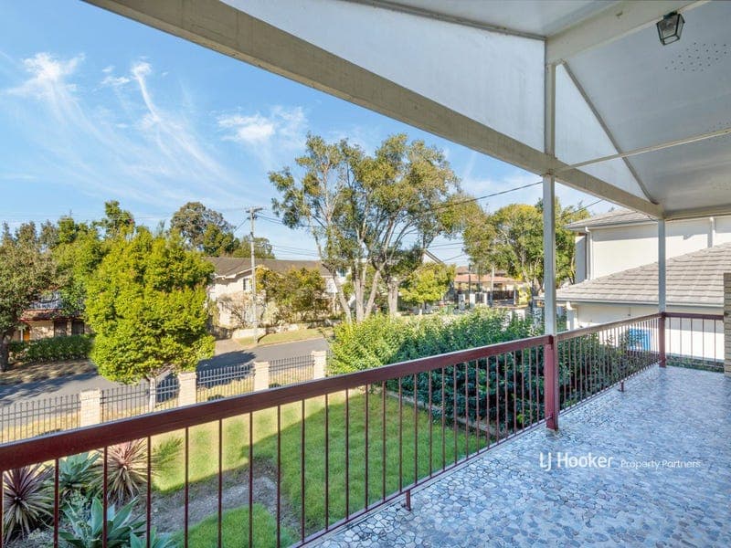 11 Marla Street, Robertson — photo 1 of 5