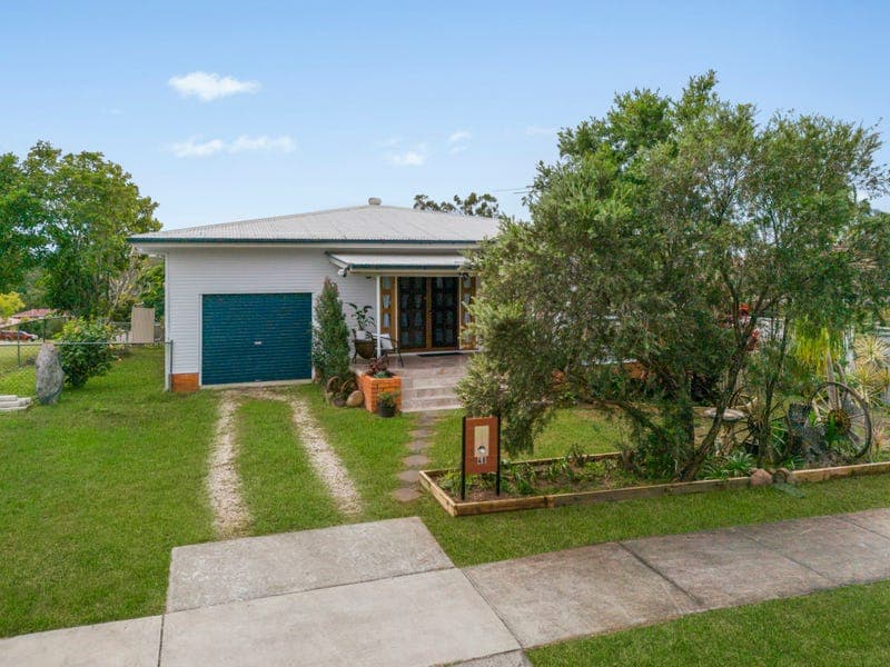 48 Cranes Road, North Ipswich — photo 1 of 5