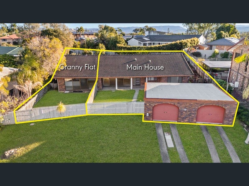 58 Yangoora Crescent, Ashmore — photo 1 of 5