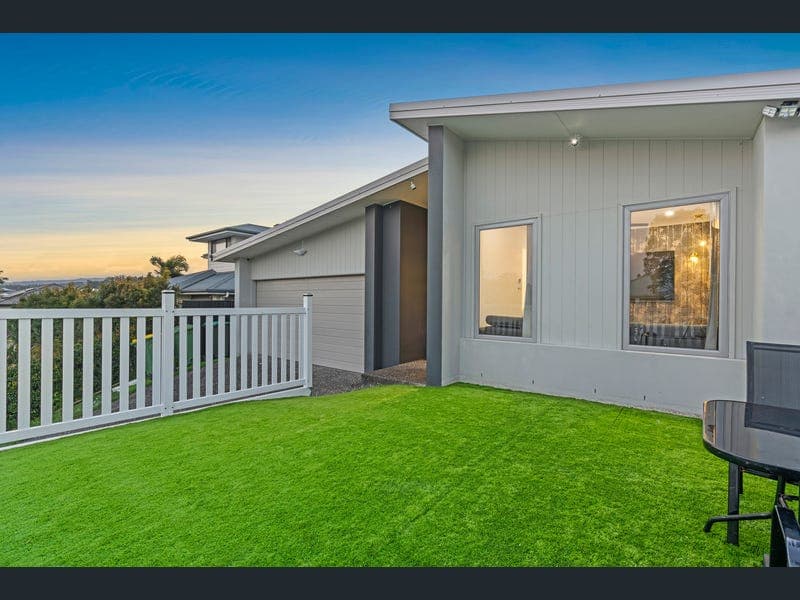4 Mersey Street, Upper Coomera — photo 1 of 5