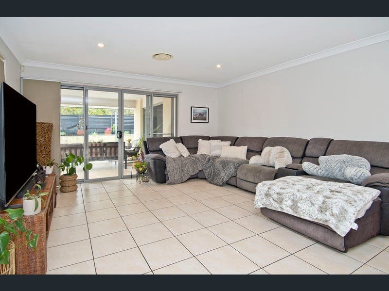 46 Daylesford Circuit, Ormeau — photo 1 of 5