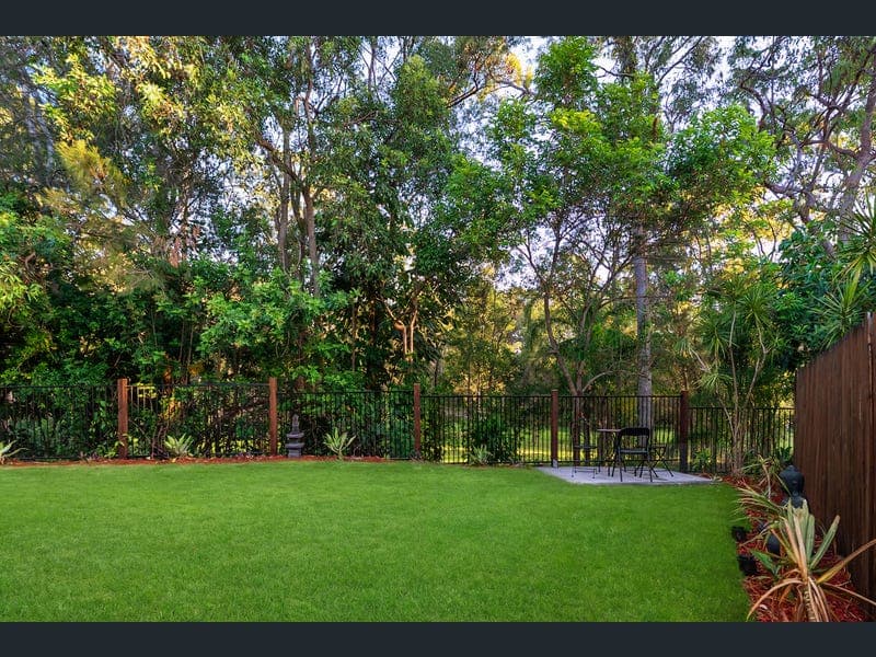 5 Sandalwood Terrace, Nerang — photo 1 of 5