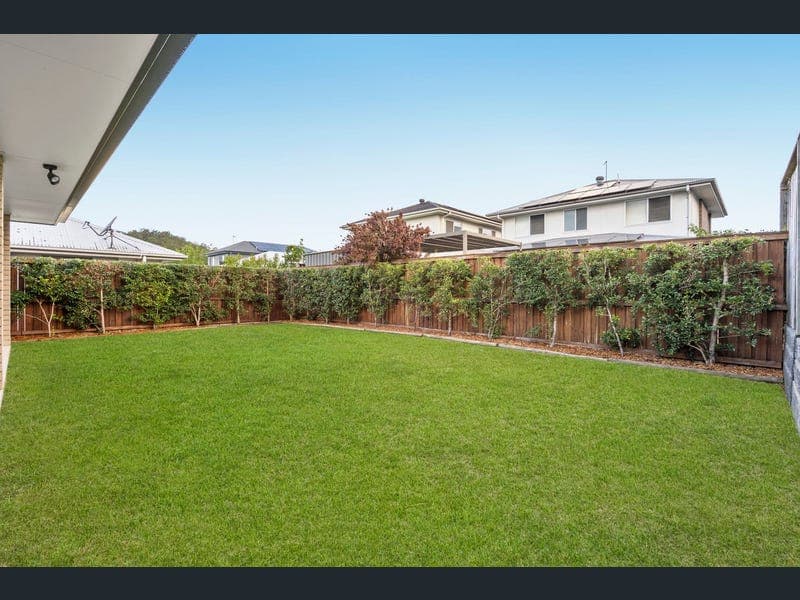 86 Lomond Circuit, Upper Kedron — photo 1 of 5
