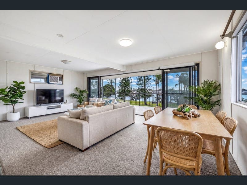 19 Harbour Parade, Buddina — photo 1 of 5