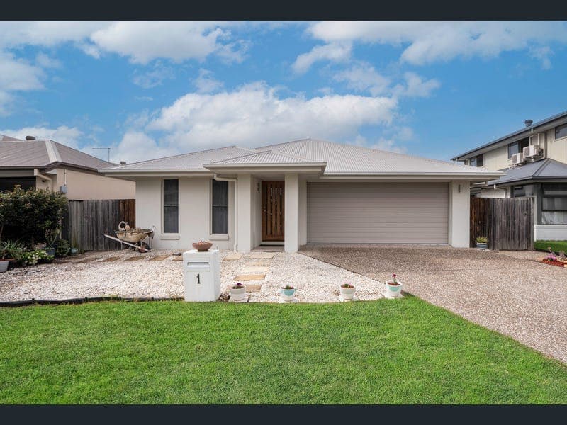 1 Finnegan Circuit, Oxley — photo 1 of 5