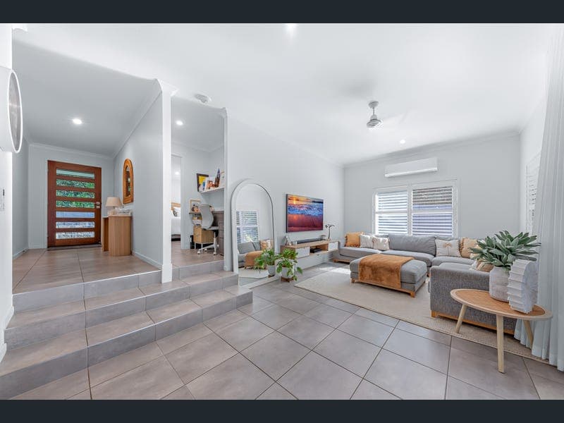 9 Armada Crescent, Jubilee Pocket — photo 1 of 5