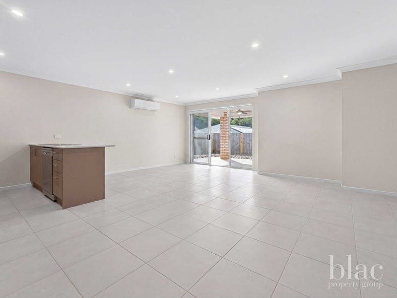 5 Alberg Street, Spring Mountain — photo 1 of 5