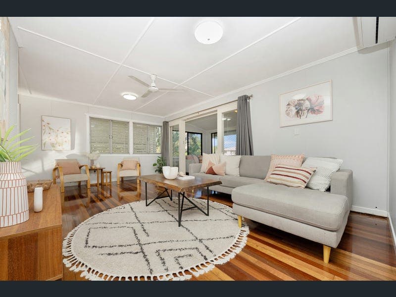1 Urara Street, Vincent — photo 1 of 5