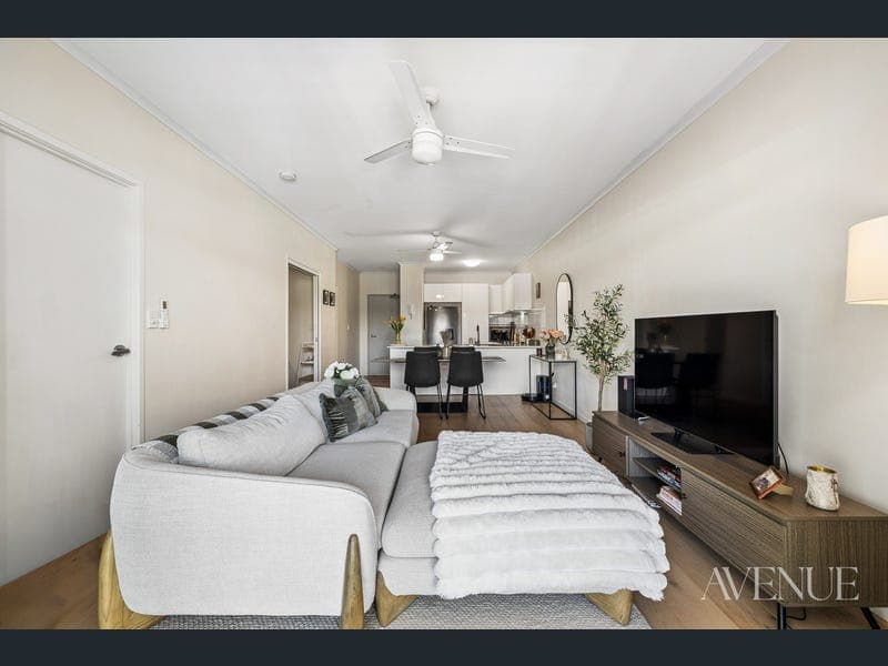 23/122 RIVER HILLS ROAD, Eagleby — photo 1 of 5