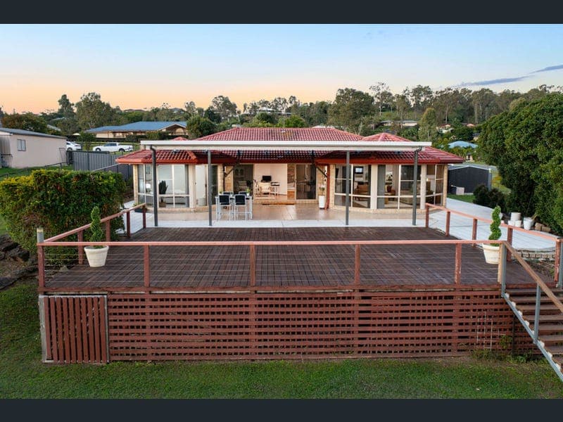 55-57 Lady Penrhyn Court, Mundoolun — photo 1 of 5