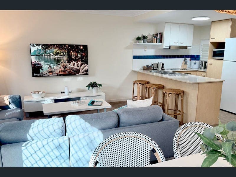 126/73 Hilton Terrace, Noosaville — photo 1 of 5
