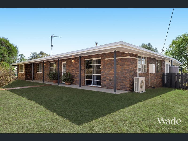25 Moncrieffe Street, Warwick — photo 1 of 5
