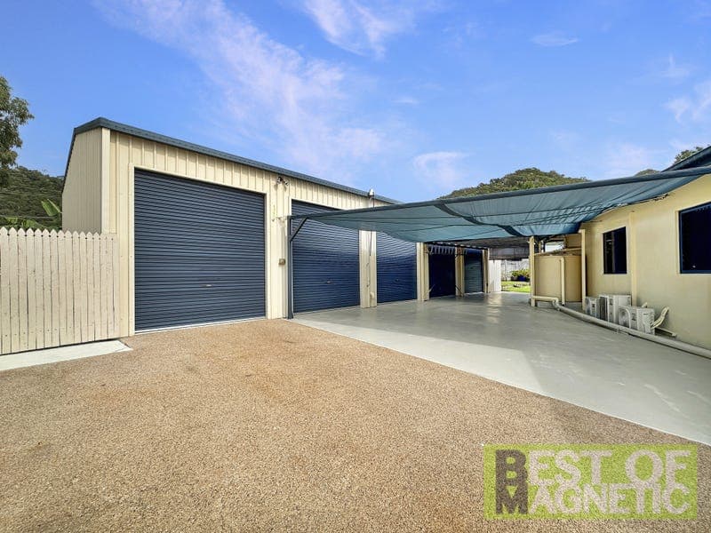 12 Serene Place, Nelly Bay — photo 1 of 5