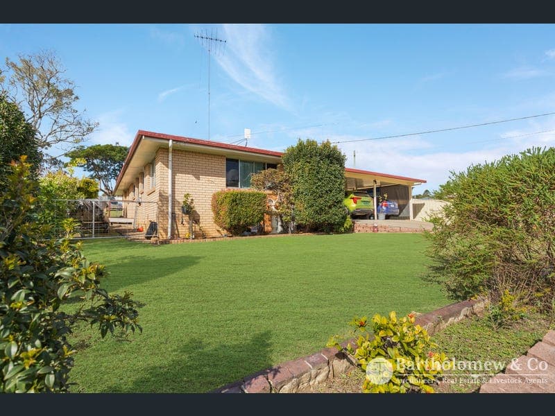 8 Wiss Street, Kalbar — photo 1 of 5