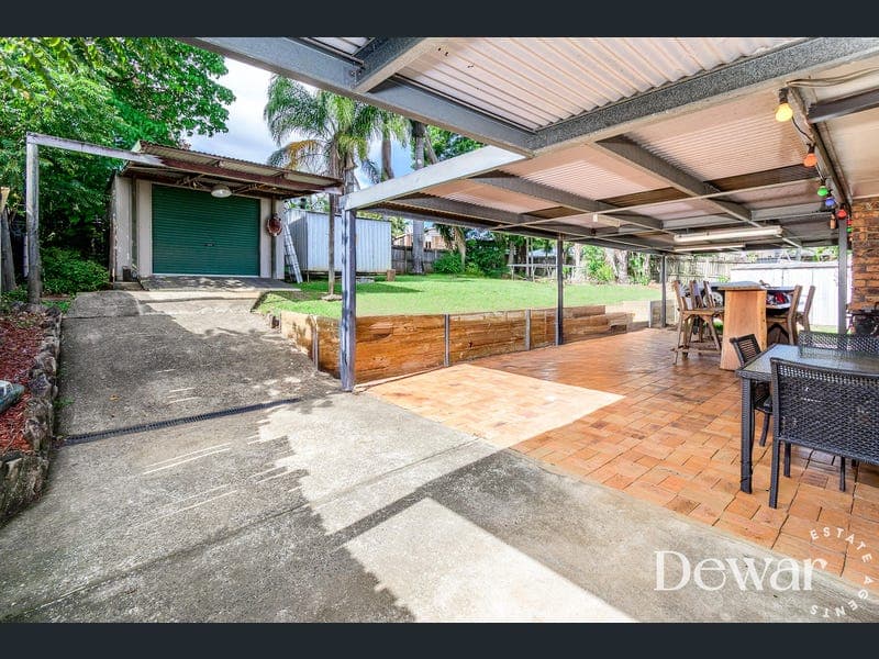 33 Cresthaven Drive, Morayfield — photo 1 of 5