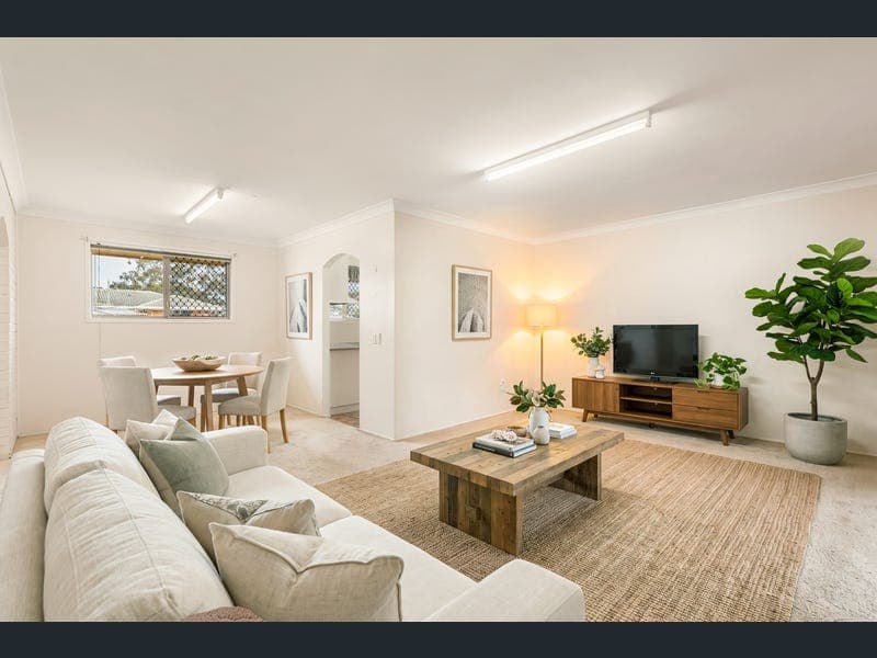 6 Stella Court, Wilsonton — photo 1 of 5