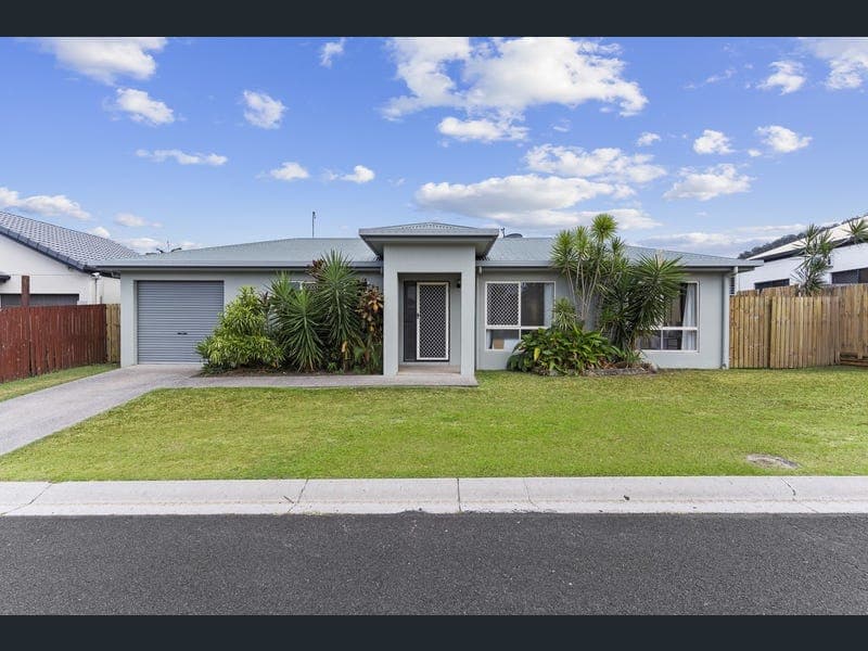 11 Silky Oak Court, Mooroobool — photo 1 of 5