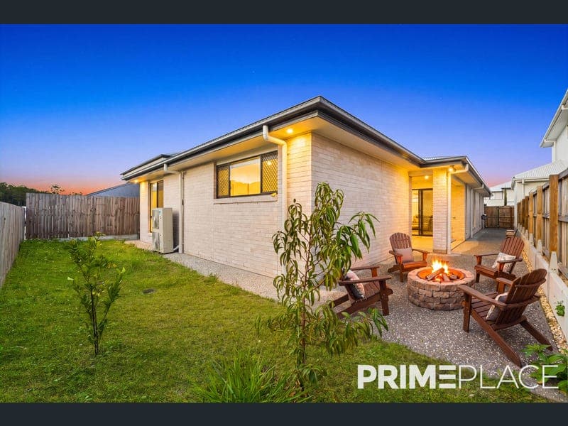 20 Formosa Street, Spring Mountain — photo 1 of 5