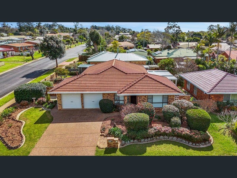 13 Barooga Court, Wilsonton Heights — photo 1 of 5