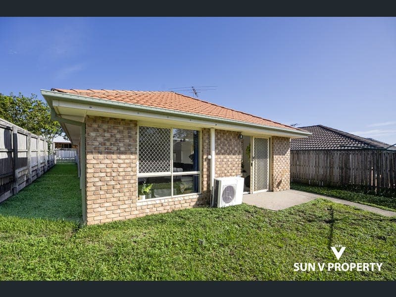 58 Picot Crescent, Runcorn — photo 1 of 5