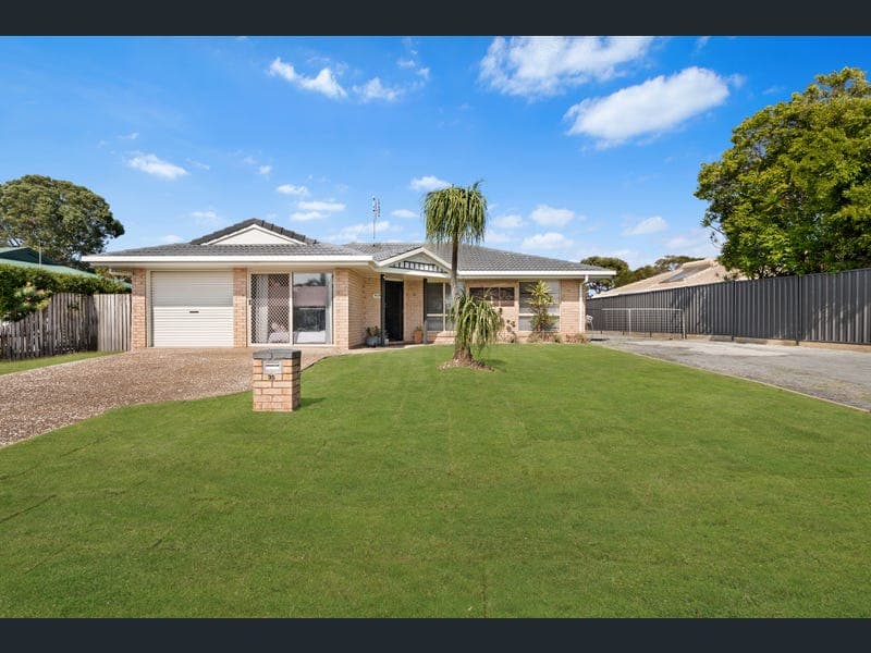 35 Ironbark Street, Kawungan — photo 1 of 5