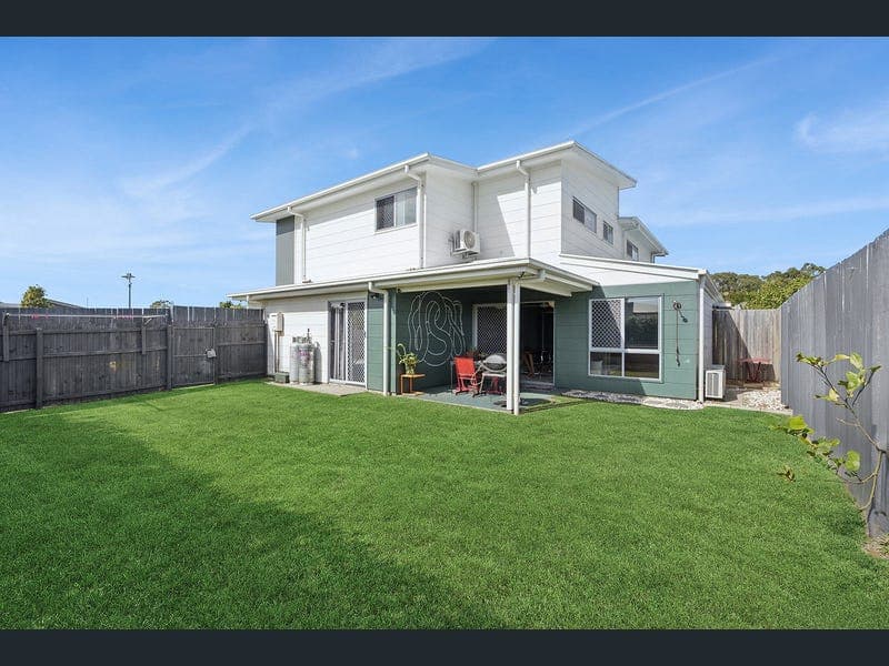 2/20 Kamala Close, Peregian Springs — photo 1 of 5
