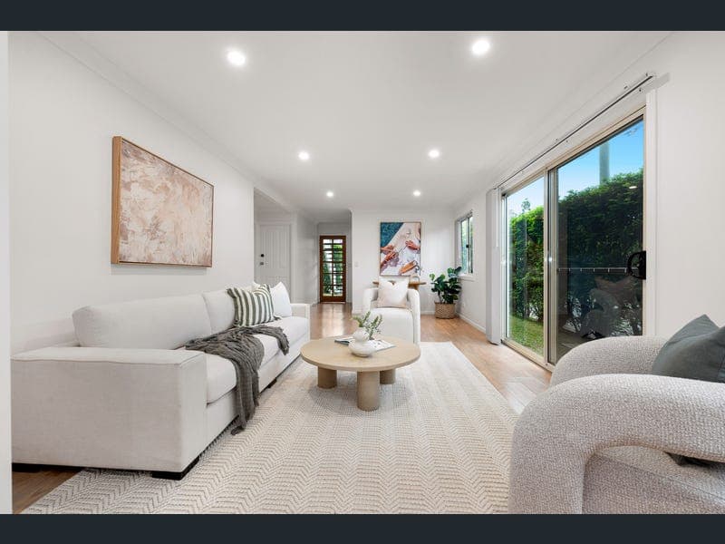6 Albert Street, Woolloongabba — photo 1 of 5