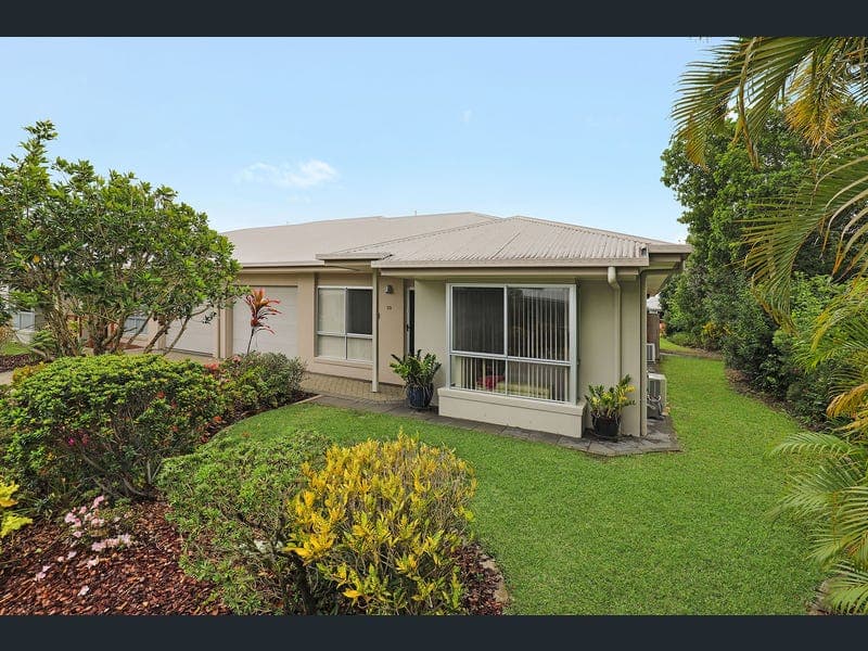 32/2 Grand Parade, Parrearra — photo 1 of 5