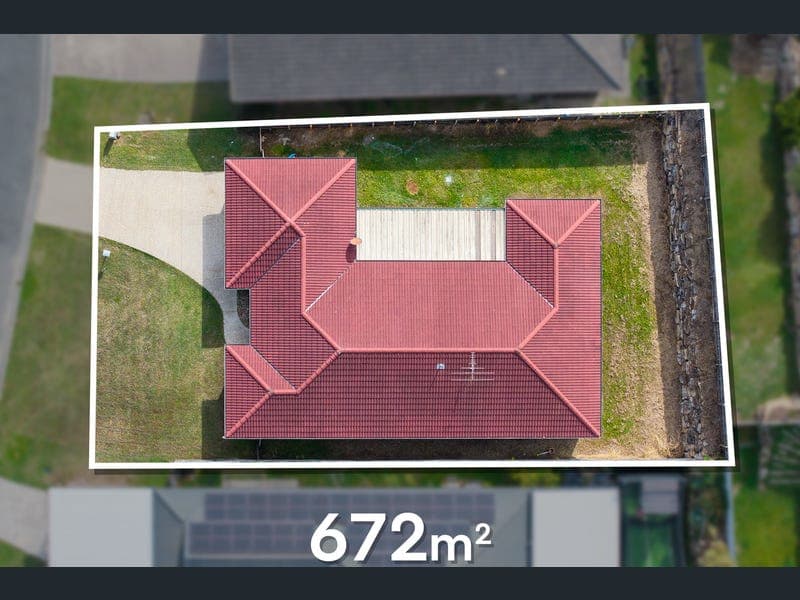 128 Sunview Road, Springfield — photo 1 of 5