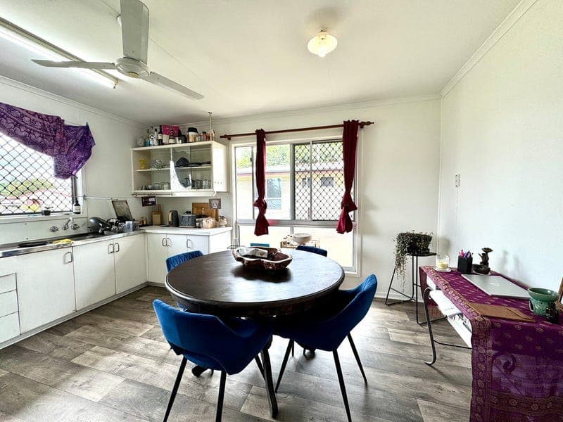 13 CASEY Court, Moranbah — photo 1 of 5