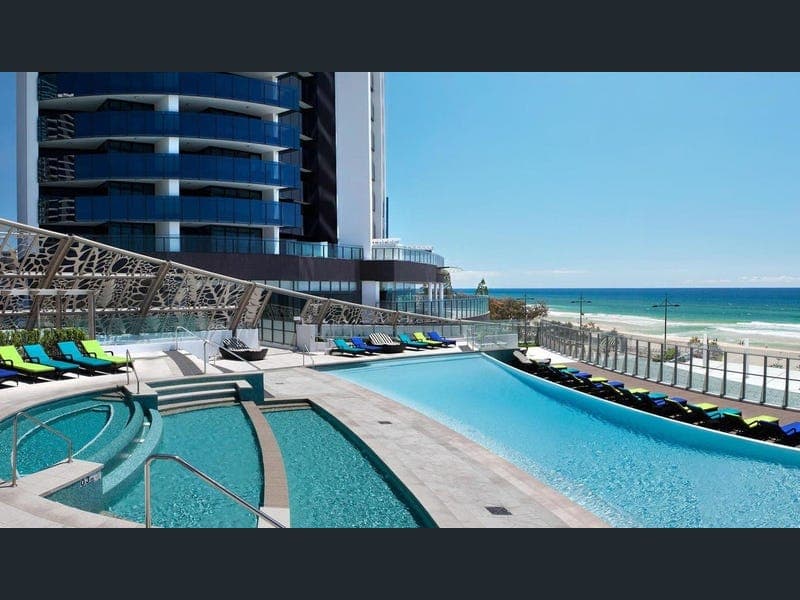 1203/4 The Esplanade, Surfers Paradise — photo 1 of 5