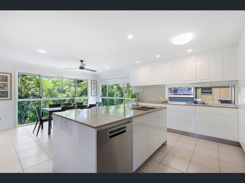 62 Cobb & Co Drive, Oxenford — photo 1 of 5