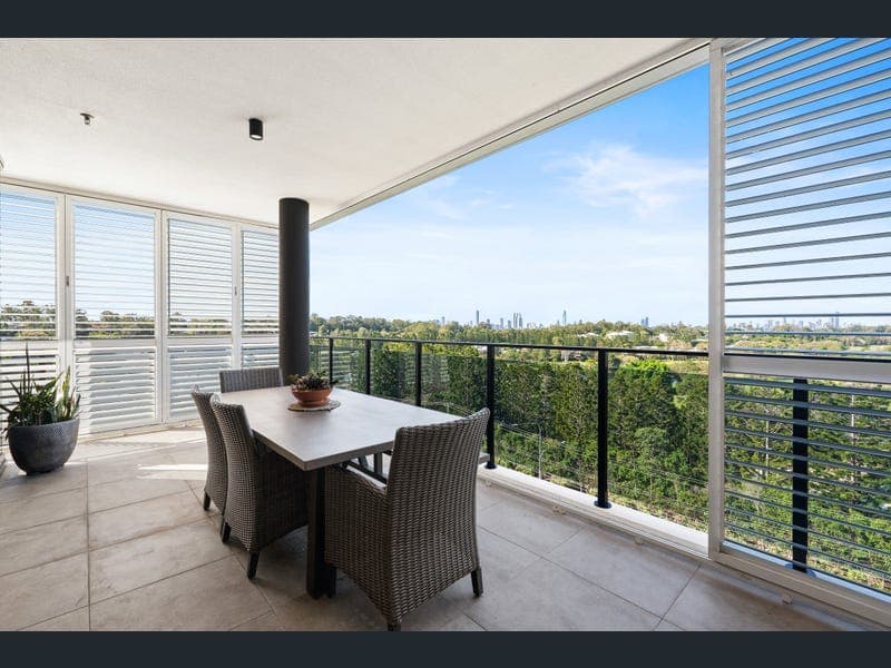 4068/21 Ross Street, Benowa — photo 1 of 5