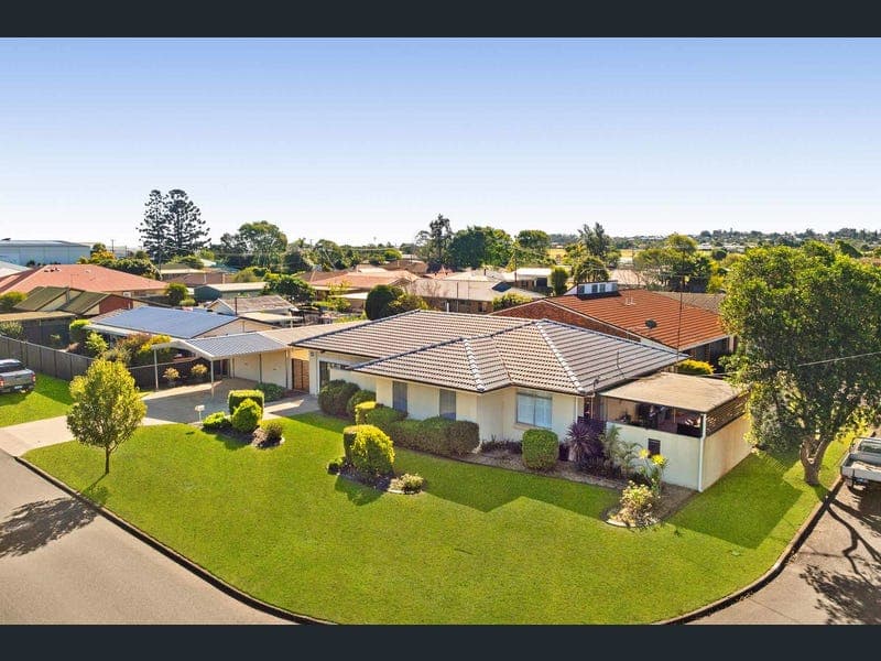 27 Tomkinson Street, Wilsonton — photo 1 of 5