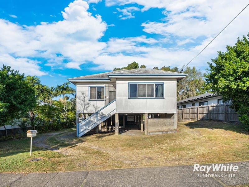 140-142 Bradman Street, Sunnybank Hills — photo 1 of 5