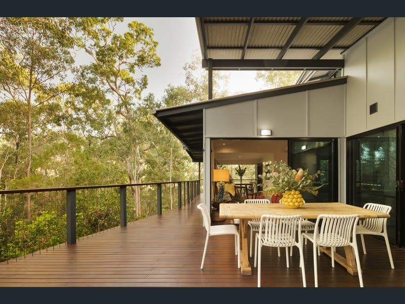 7 Fernbrook Close, Brookwater — photo 1 of 5
