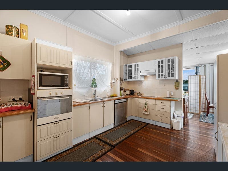 594 Kent Street, Maryborough — photo 1 of 5