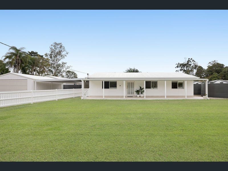 16 Cabrera Crescent, Beerwah — photo 1 of 5