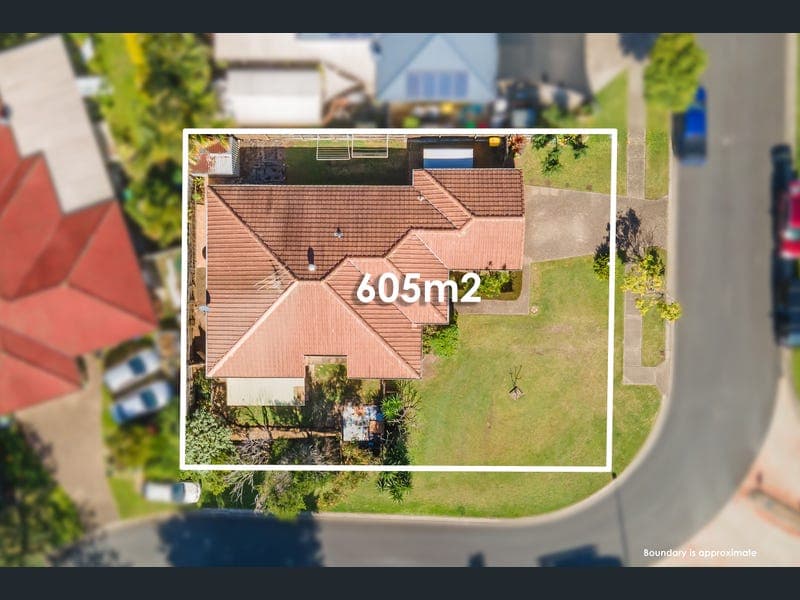 5 Macadamia Drive, Ormeau — photo 1 of 5