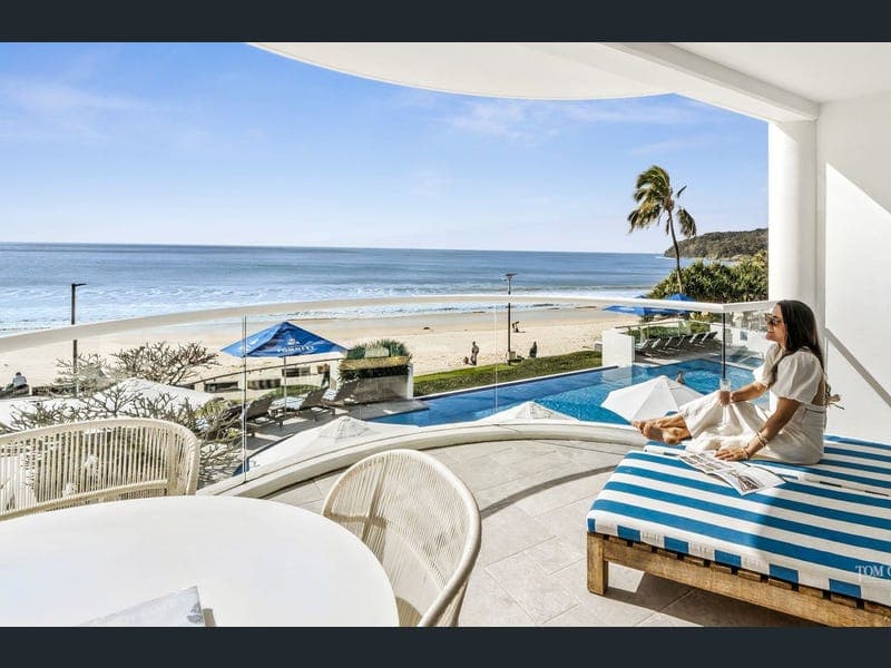 25 Hastings Street, Noosa Heads — photo 1 of 5