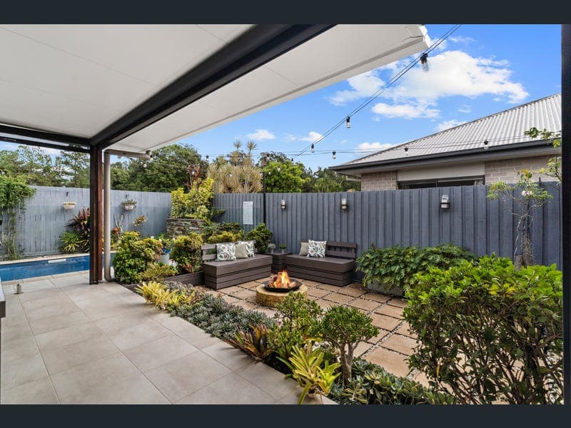 29 Pineview Drive, Beerwah — photo 1 of 5