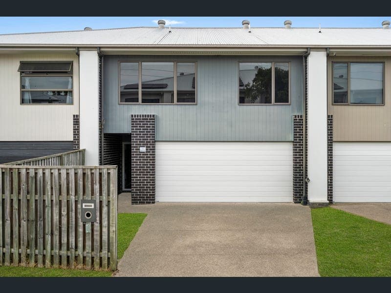 4 Daniels Lane, Yarrabilba — photo 1 of 5
