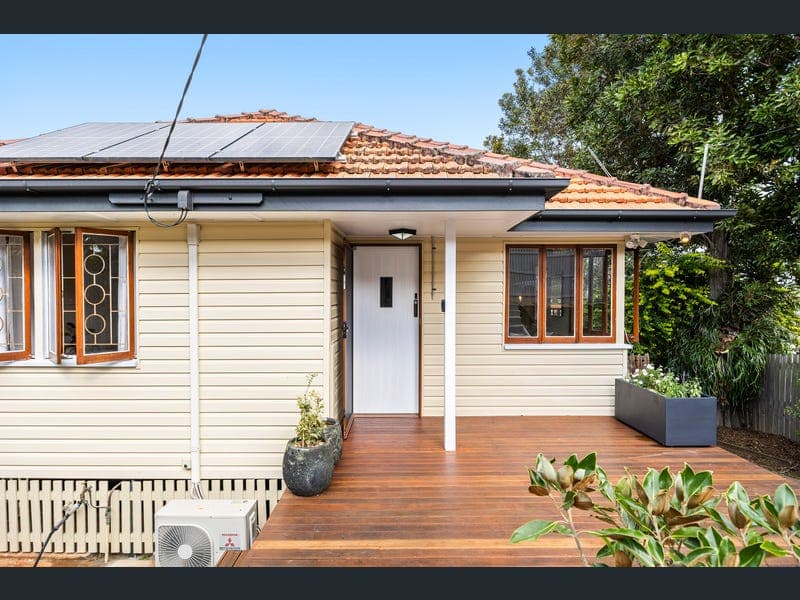 23 Errington Street, Moorooka — photo 1 of 5